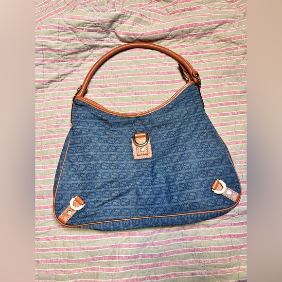 Gucci Handbags - Stylish Blue and Tan Women's Bag